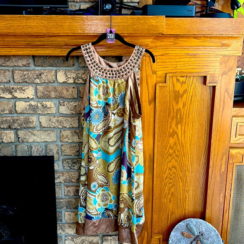 MLLE GABRIELLE dress brown print brass embellishment around color L
